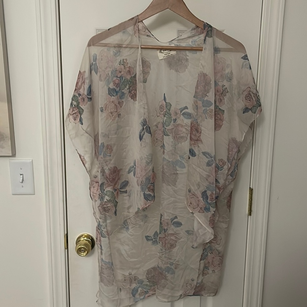 Joyfolie cape
